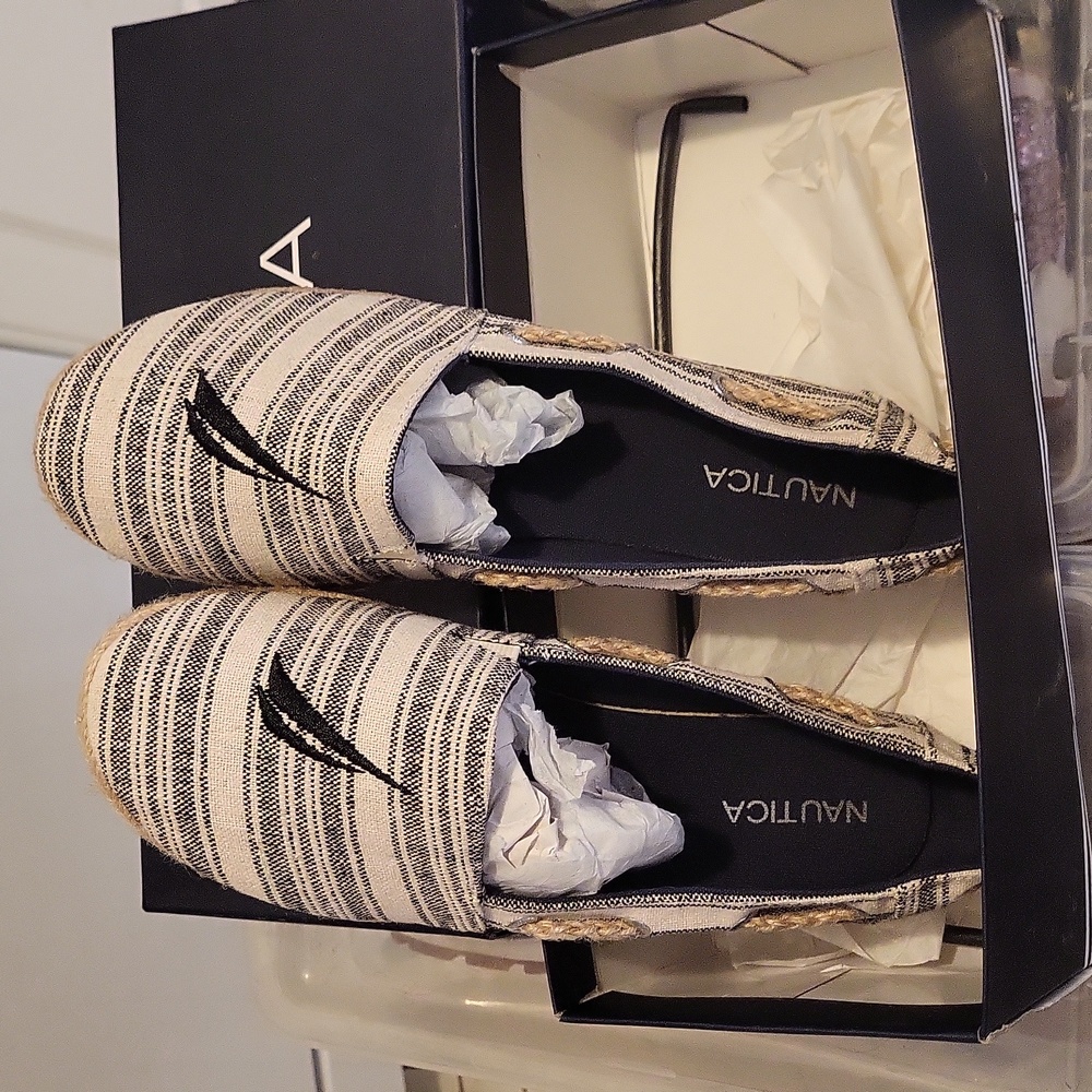 Nautica slip on shoe